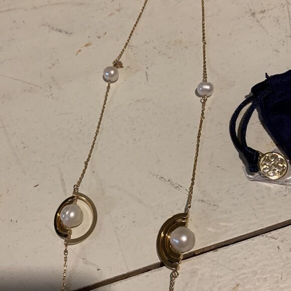 Tory Burch Spinning Cultured Freshwater Pearl Rosary Necklace, 35" nwt - Picture 4 of 5